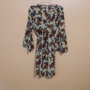 Women's clothing